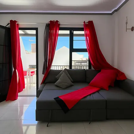 Corallo Arthouse 50m From The Fast Wifi Puerto del Carmen (Lanzarote)